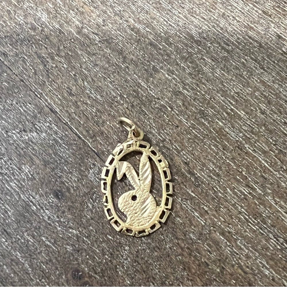 14k Playboy Bunny Charm - Gem
